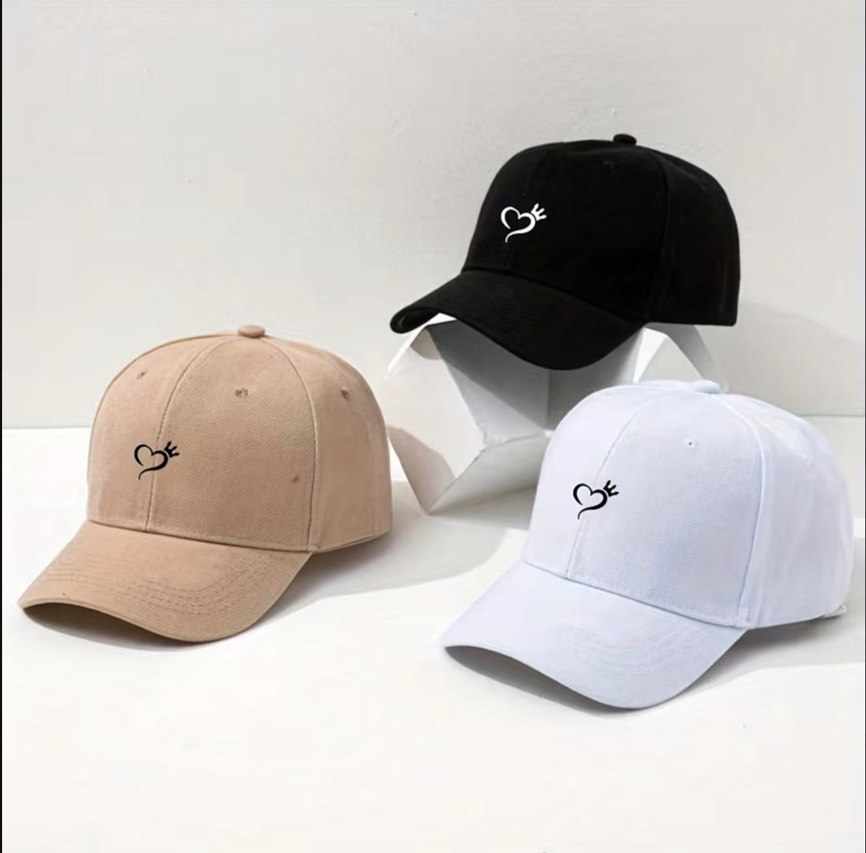 Crown & Heart Print Base Ball Cap